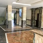 Sea Garden Lux Appartamento *
